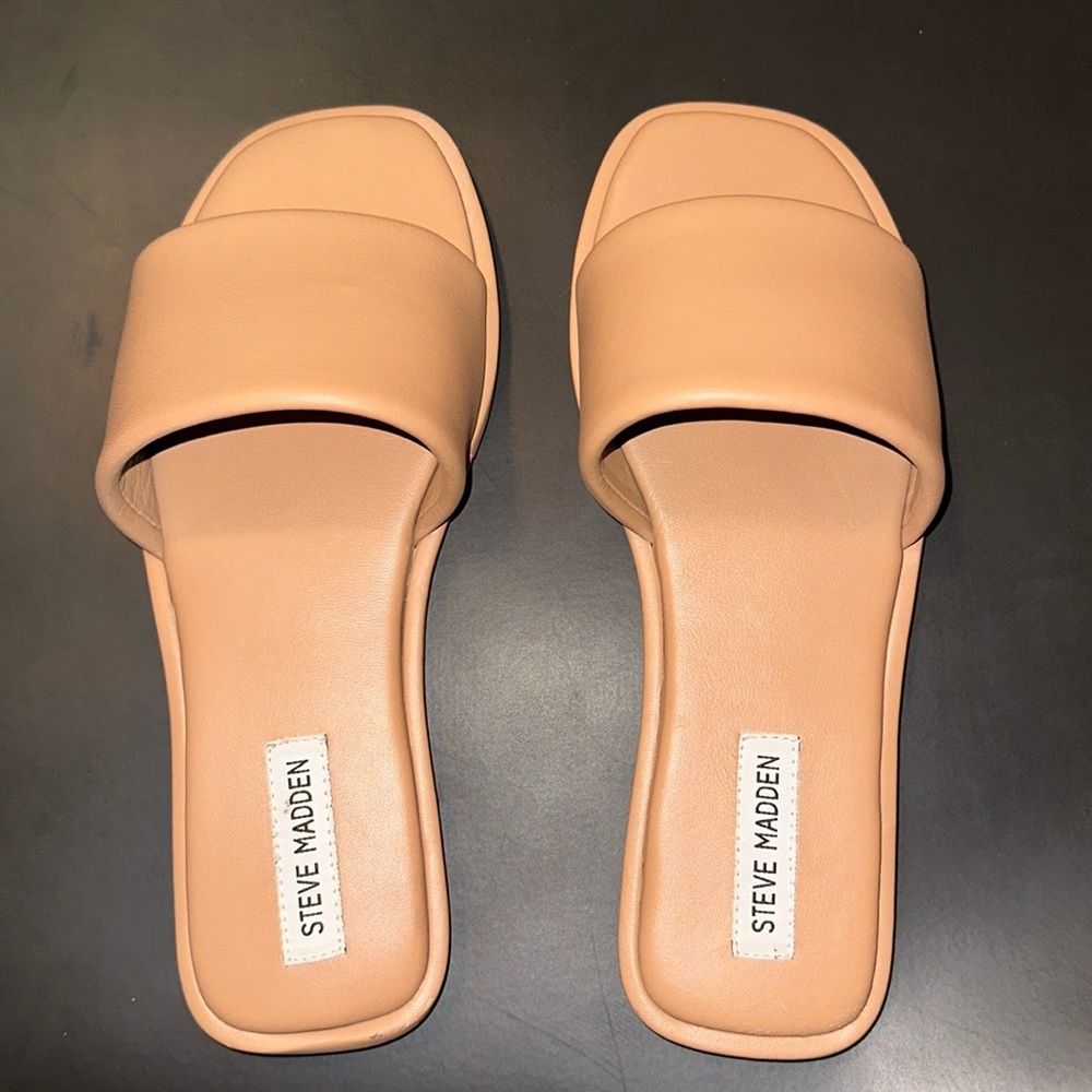 Steve Madden leather slides